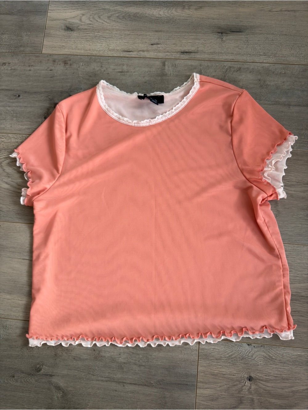 Forever 21 Coral Short Sleeve Top with White Lace Trim